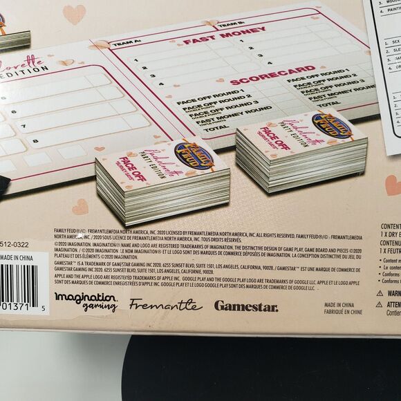 Family Feud Bachelorette Party Edition by Spin Master Games Adult 17+ New - Picture 12 of 16